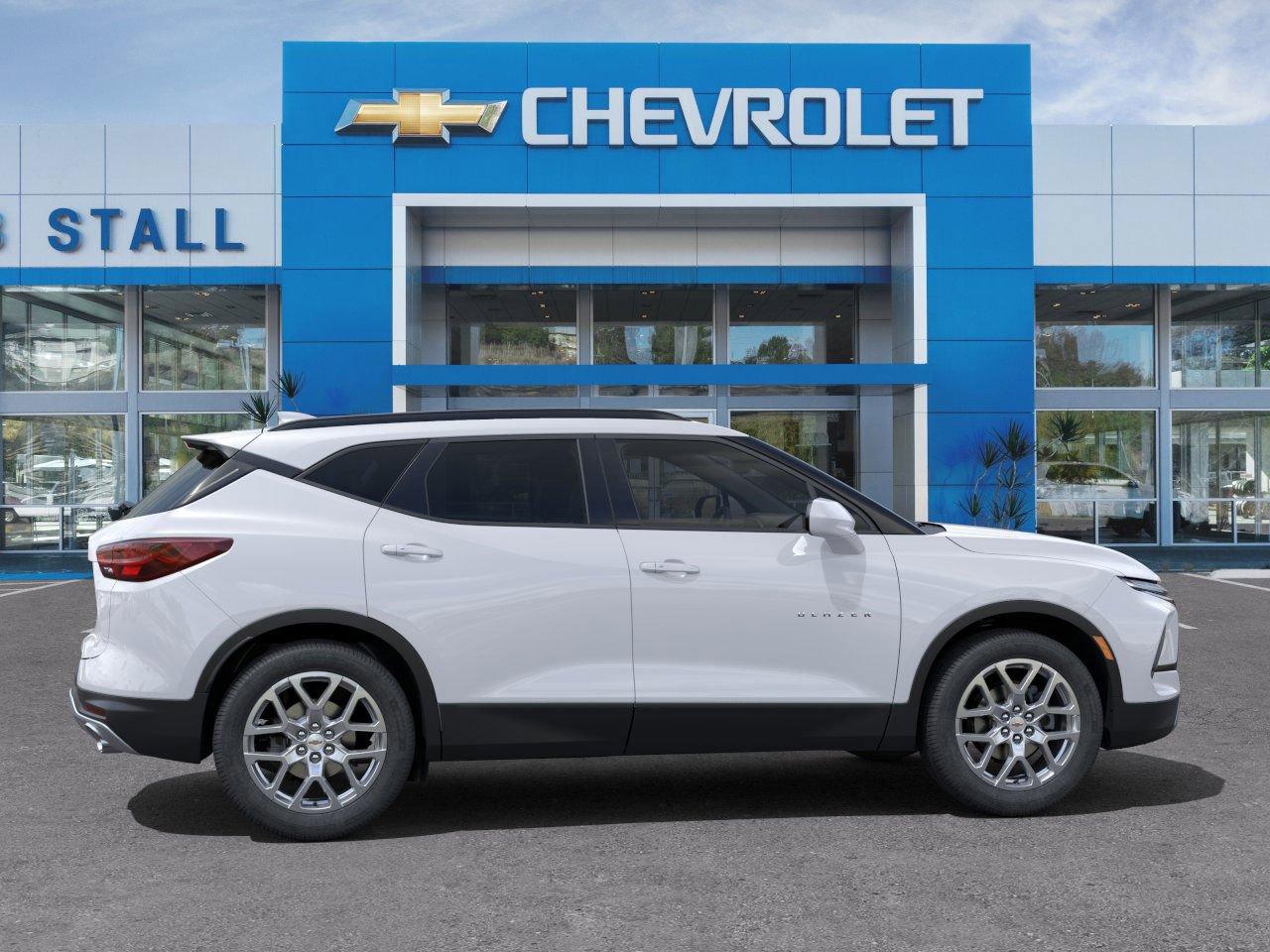 Vehicle image 5 of 24
