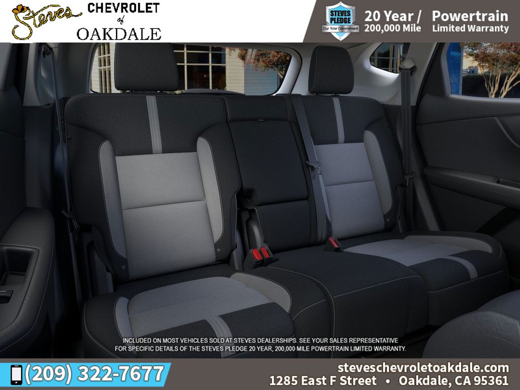 Vehicle image 17 of 24