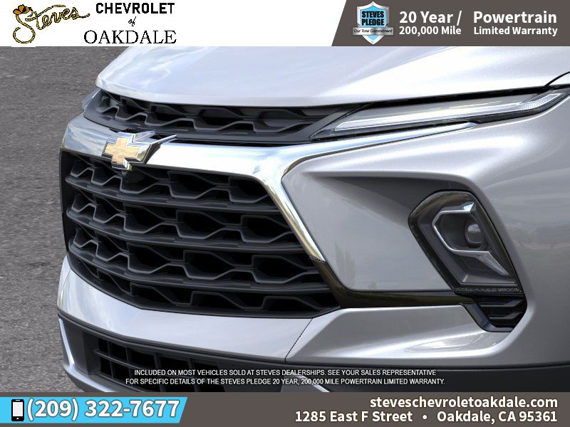 Vehicle image 13 of 24