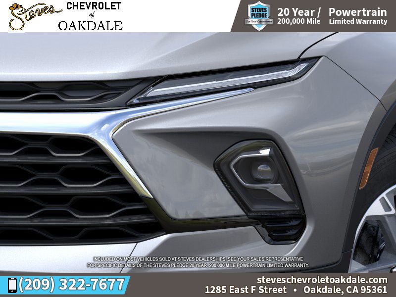 Vehicle image 10 of 24