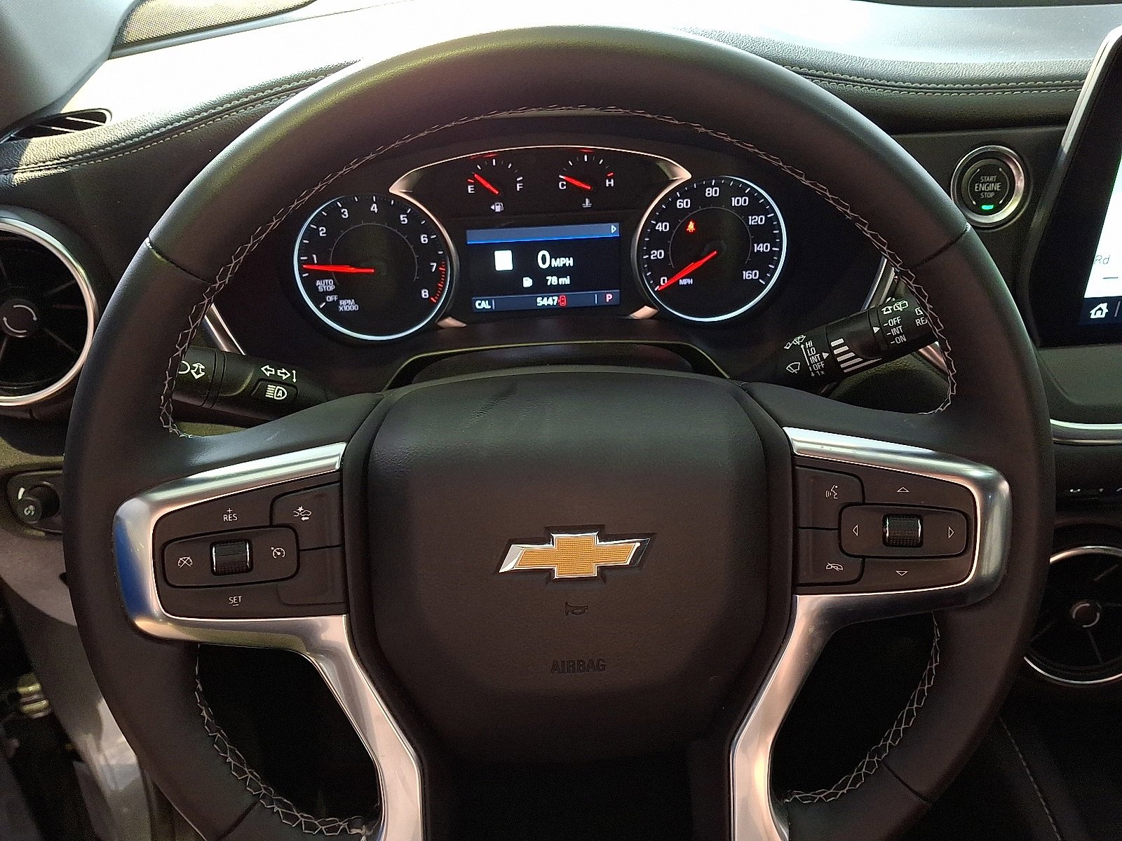 Vehicle image 17 of 35