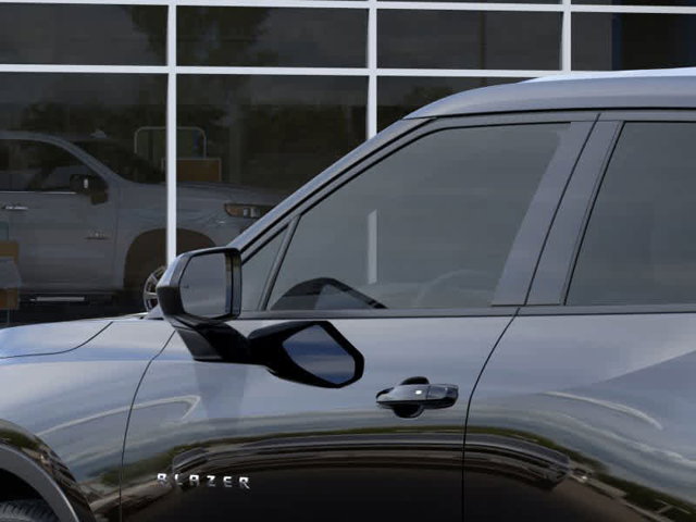 2025 Chevrolet Blazer LT Image 14 of 24