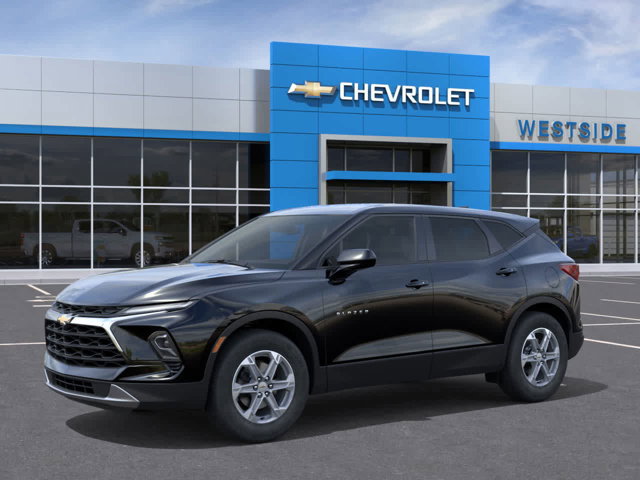 2025 Chevrolet Blazer LT Image 2 of 24