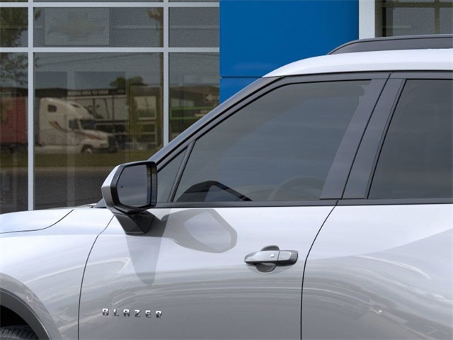 Vehicle image 12 of 24
