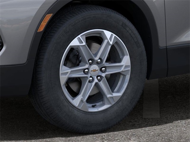 Vehicle image 9 of 24