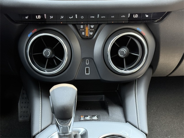 2025 Chevrolet Blazer LT Image 25 of 36