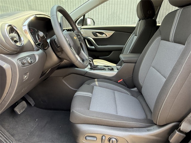 2025 Chevrolet Blazer LT Image 33 of 36