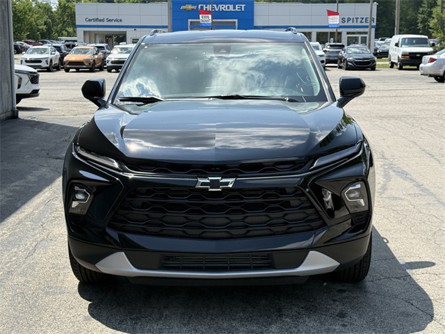 2025 Chevrolet Blazer LT Image 3 of 36