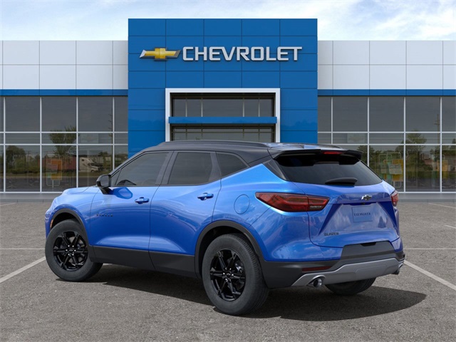Vehicle image 3 of 24
