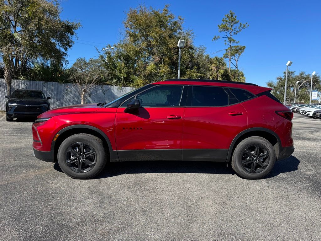 Vehicle image 7 of 27