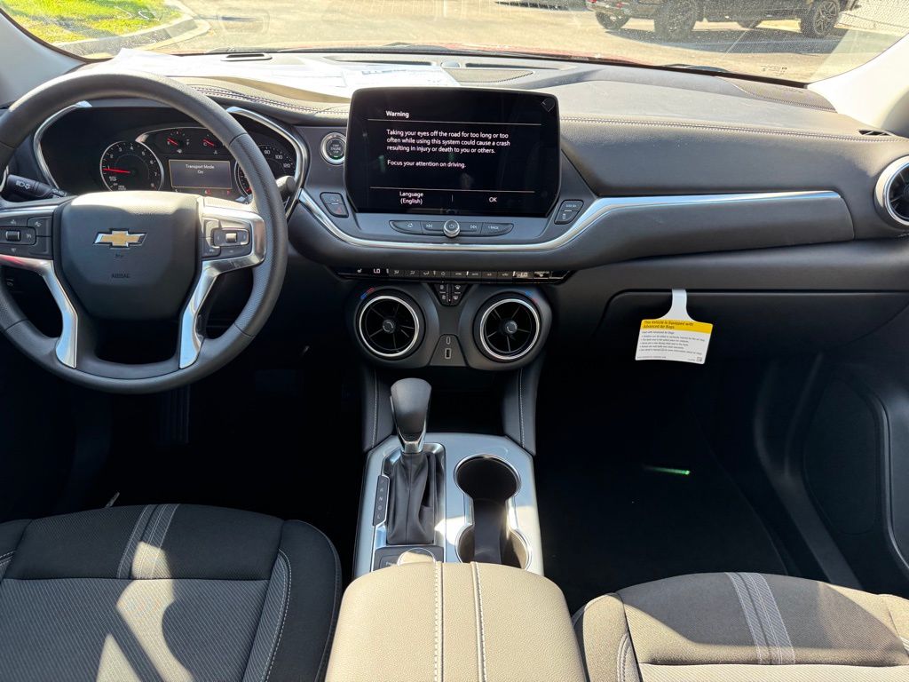 Vehicle image 23 of 27