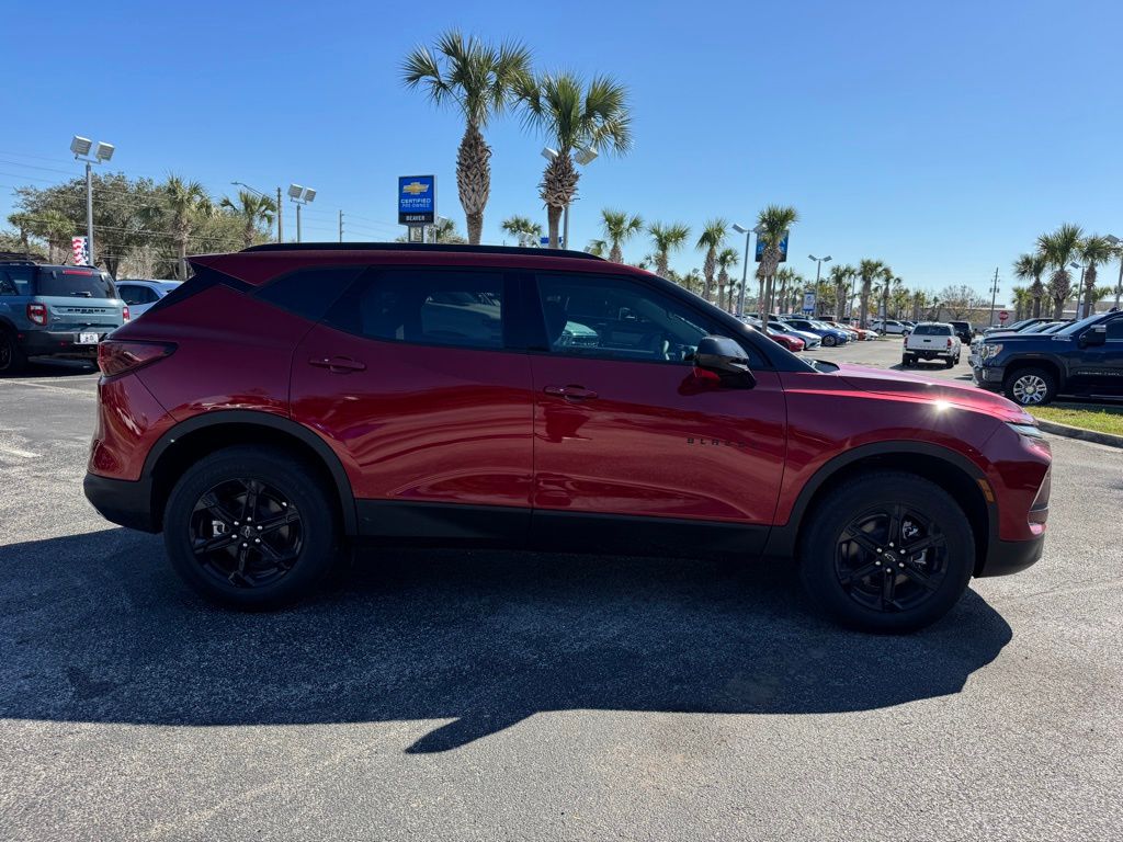 Vehicle image 4 of 27