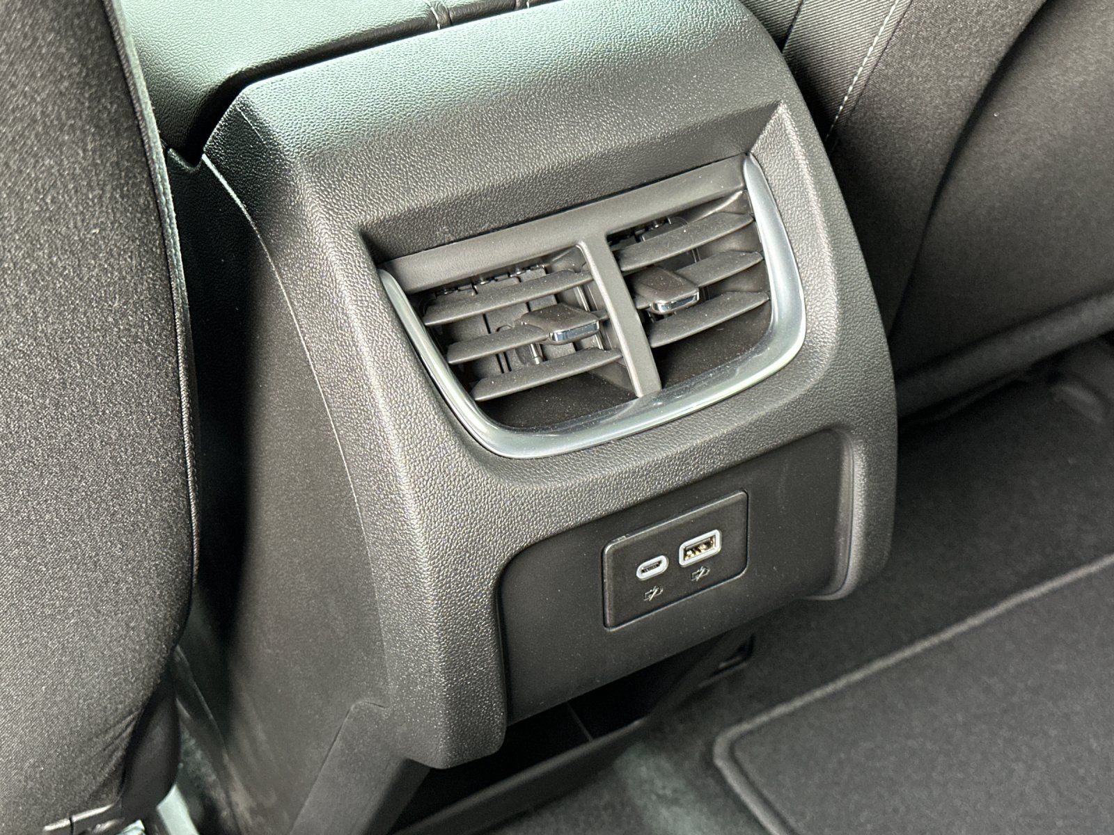 2025 Chevrolet Blazer LT Image 24 of 35