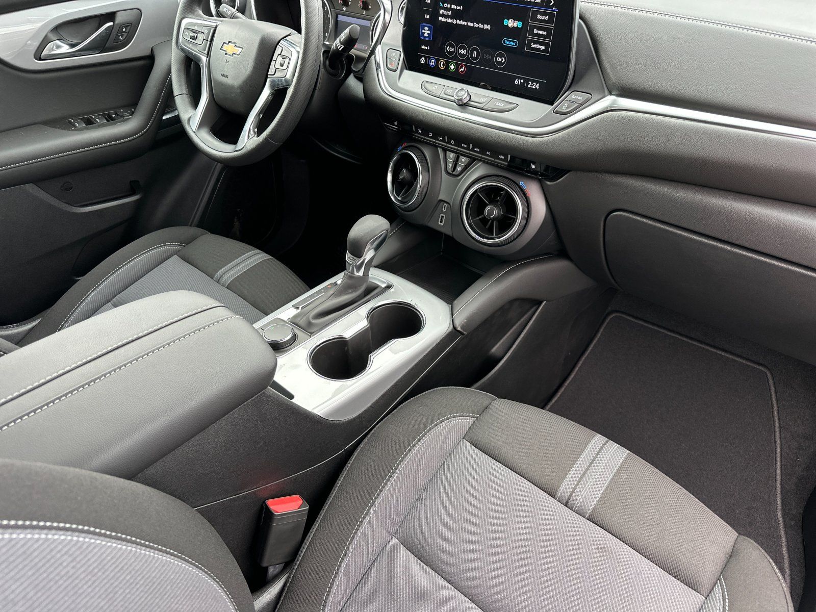 2025 Chevrolet Blazer LT Image 18 of 35