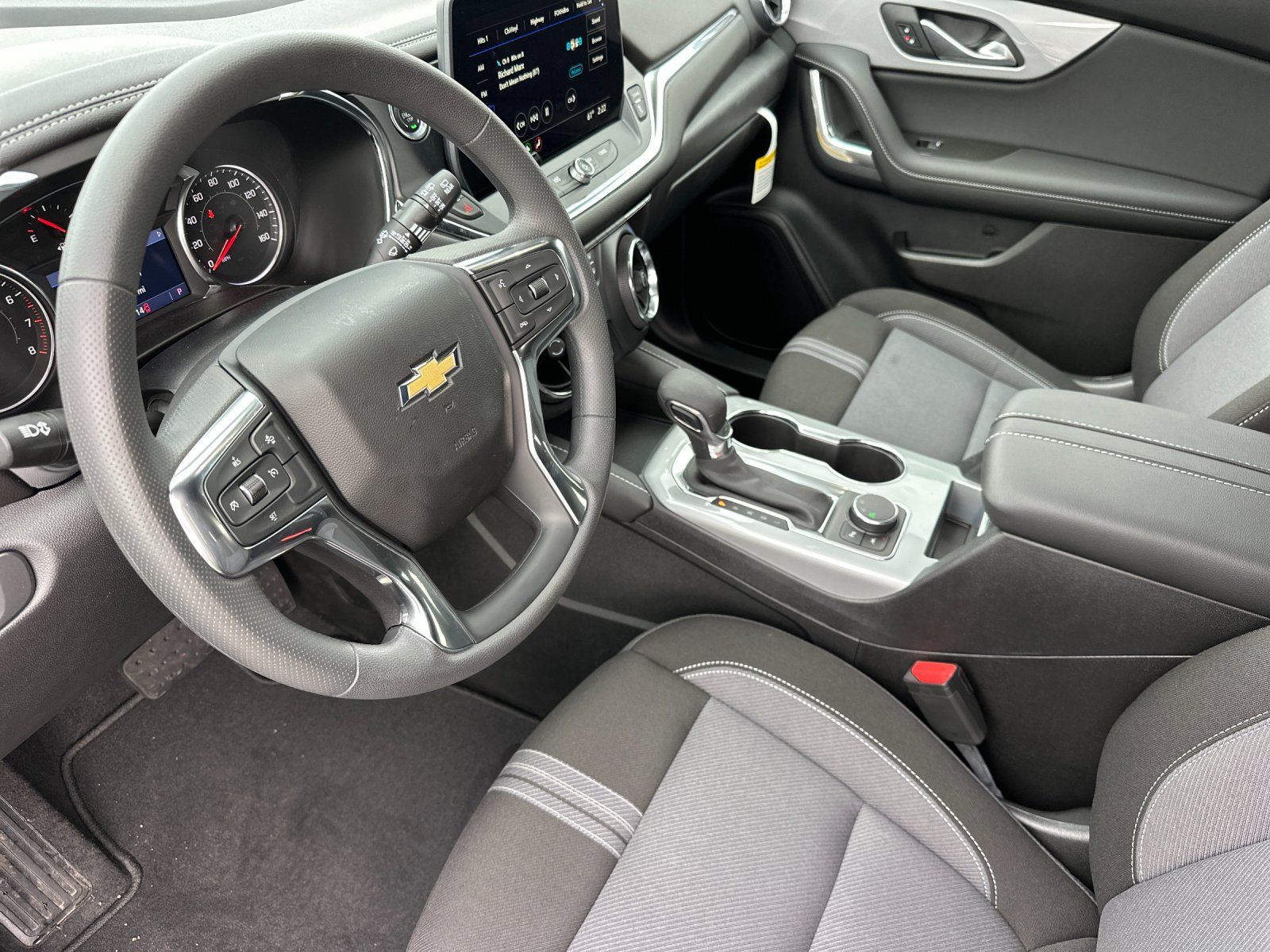 2025 Chevrolet Blazer LT Image 30 of 35