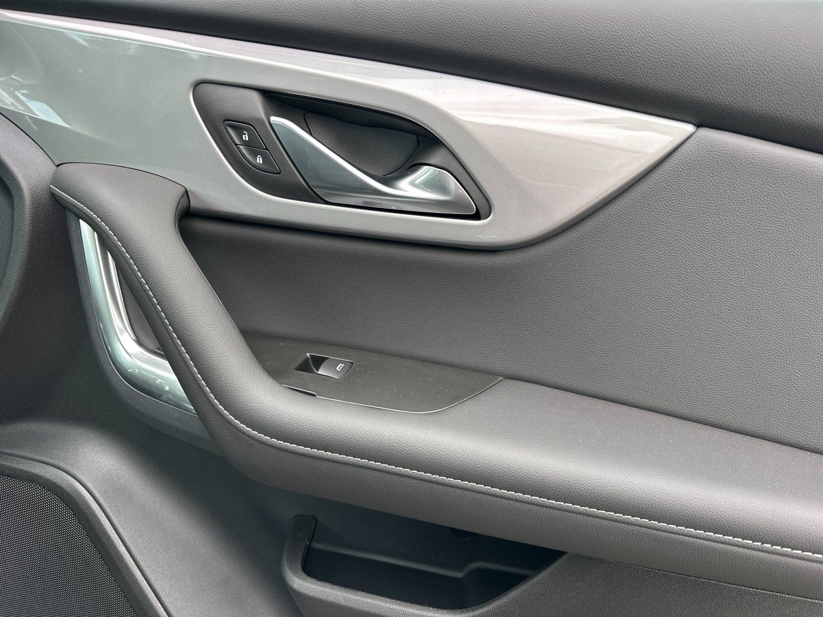 2025 Chevrolet Blazer LT Image 20 of 35