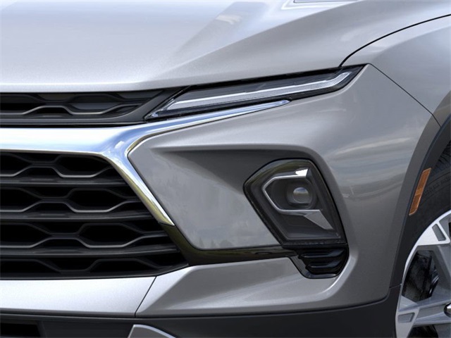 Vehicle image 10 of 24