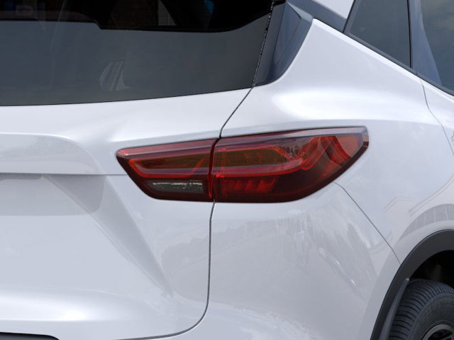 Vehicle image 11 of 24