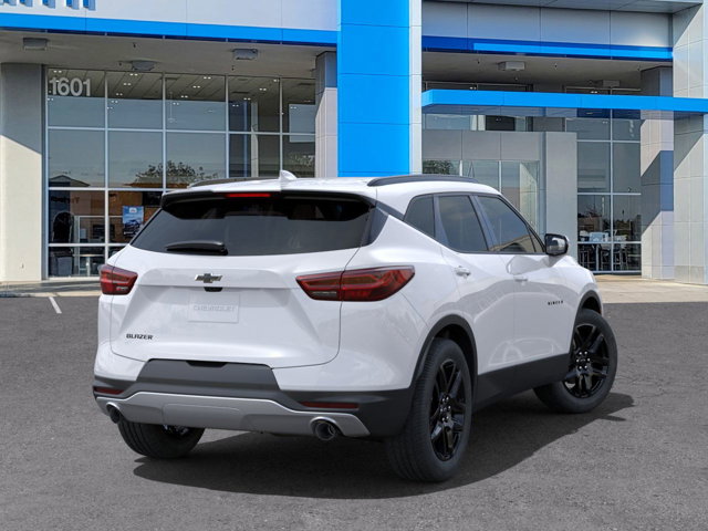 Vehicle image 7 of 24