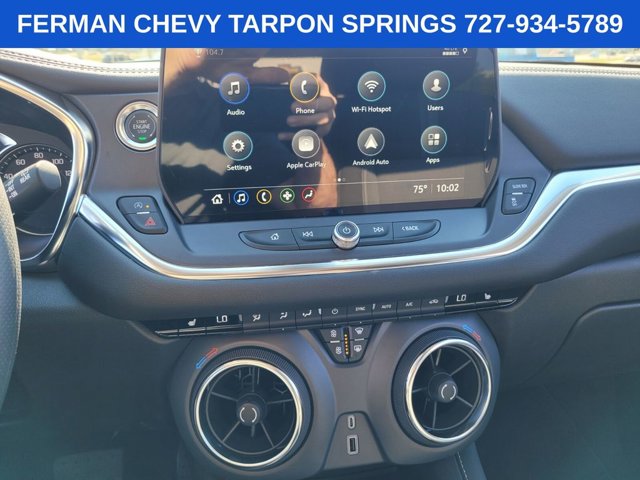 Vehicle image 24 of 33