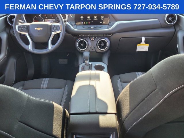 Vehicle image 15 of 33