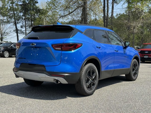 Vehicle image 5 of 26