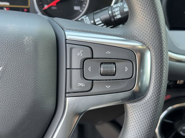 Vehicle image 12 of 26