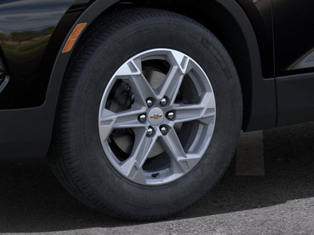 Vehicle image 18 of 34