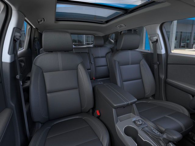 Vehicle image 17 of 25