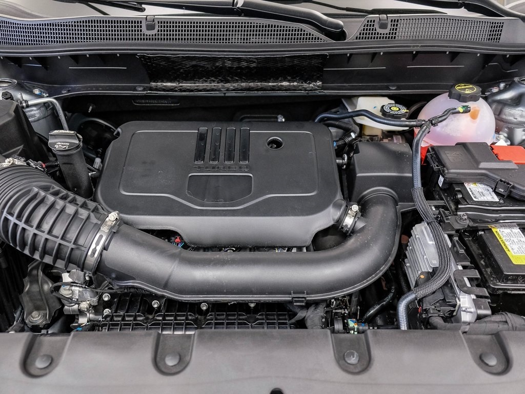 Vehicle image 13 of 41