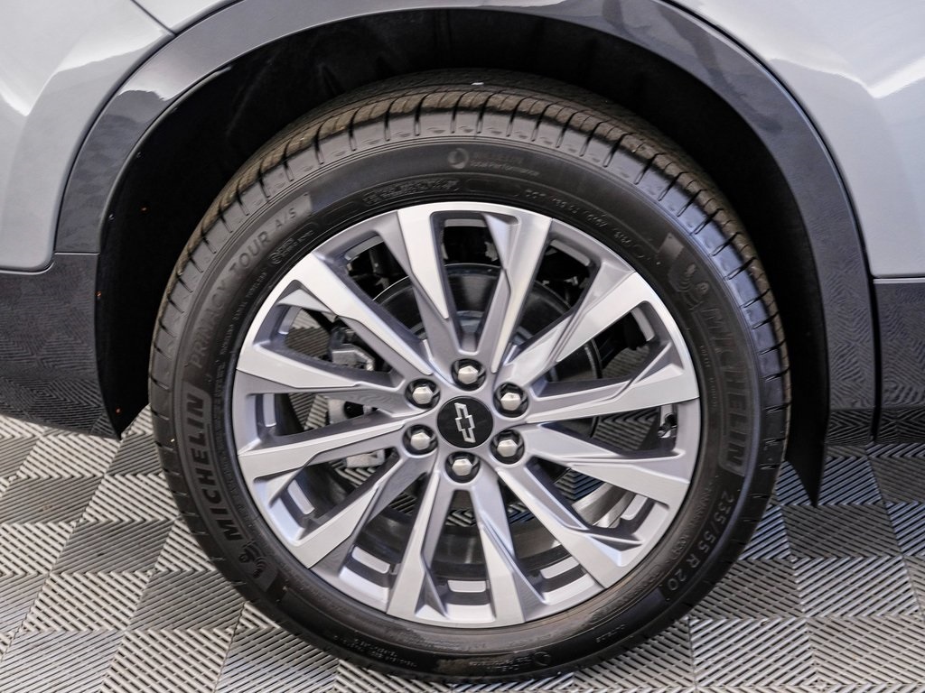 Vehicle image 11 of 41