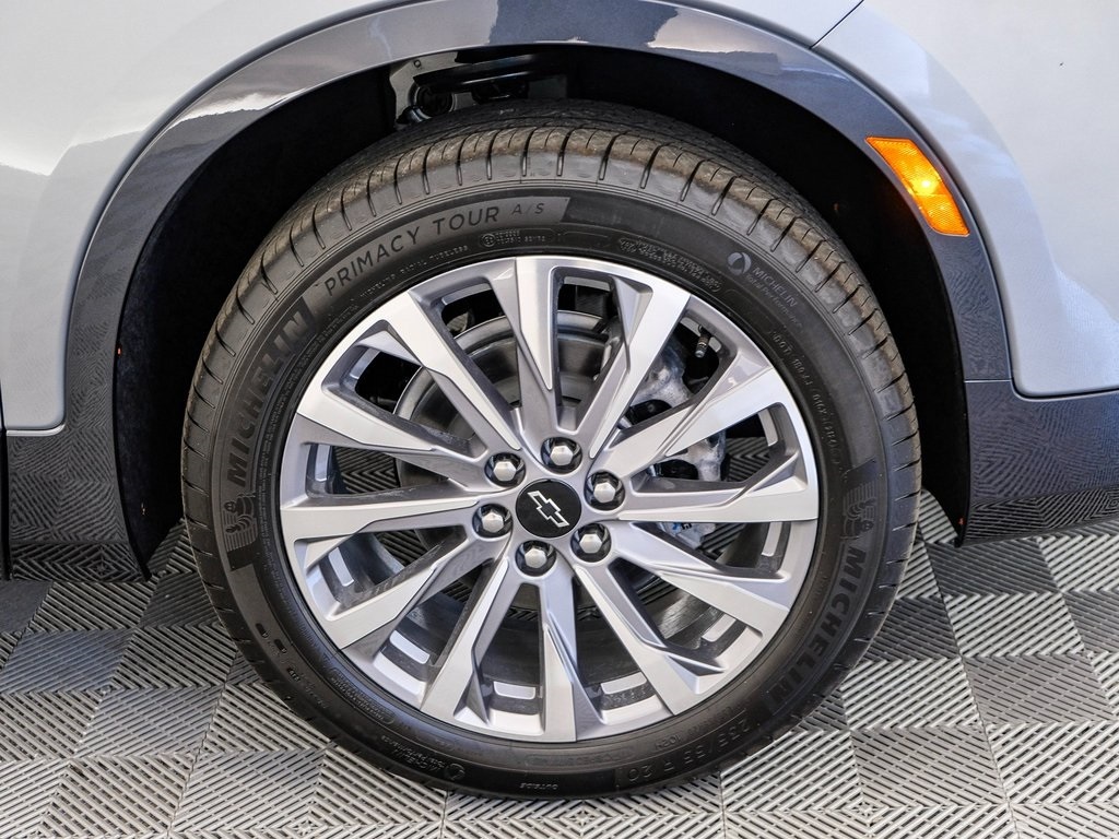 Vehicle image 12 of 41