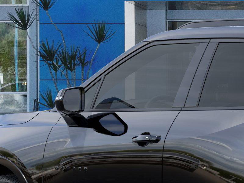 Vehicle image 12 of 24