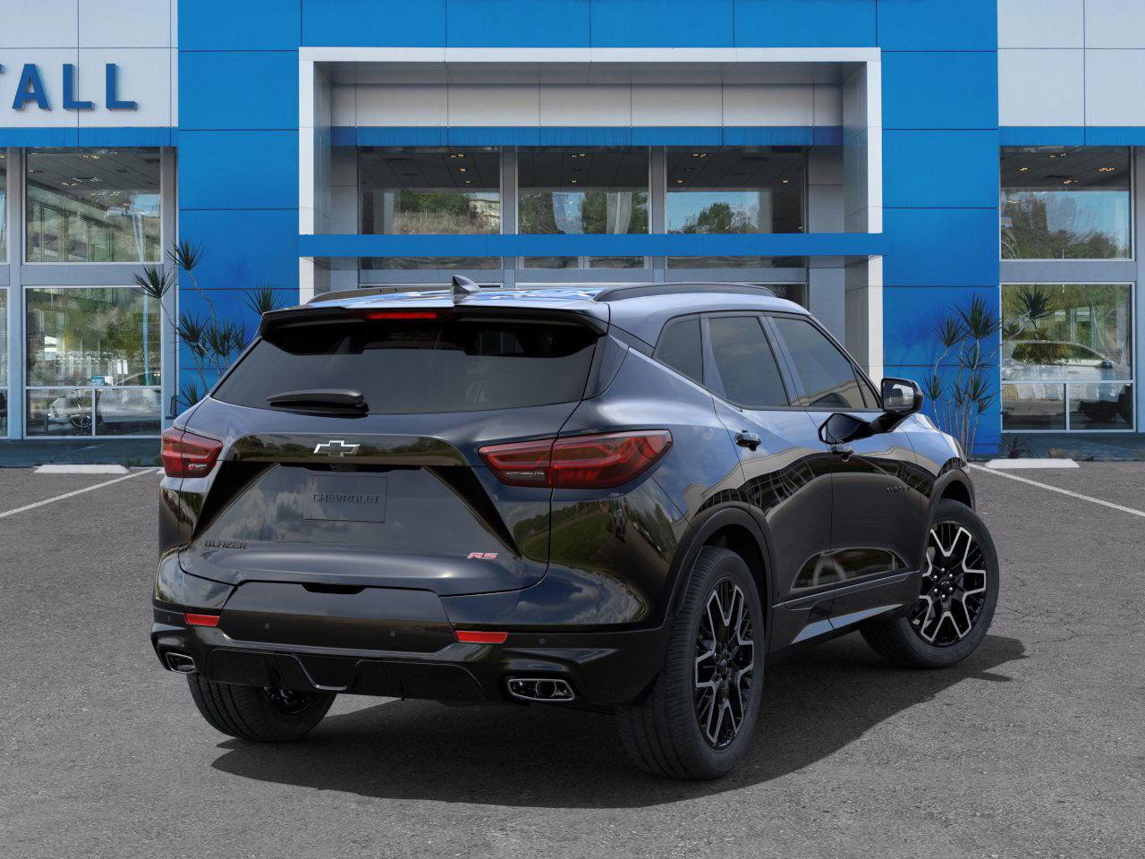 Vehicle image 4 of 24