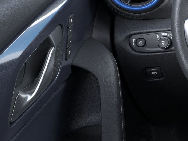 Vehicle image 34 of 36