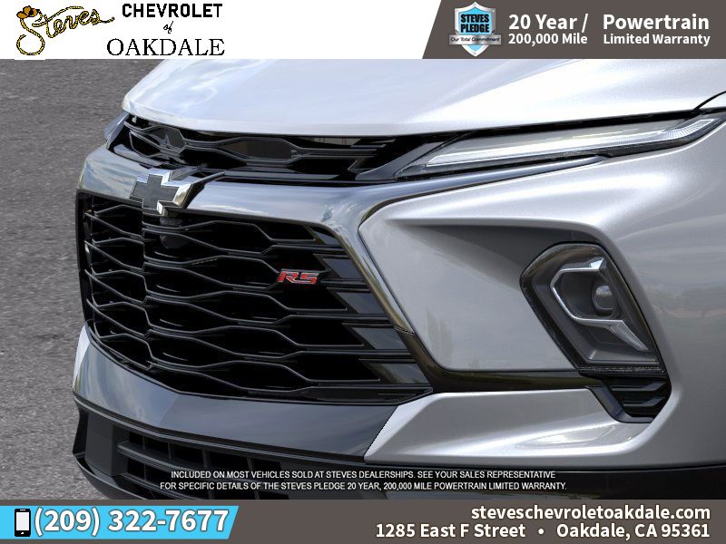 Vehicle image 13 of 24