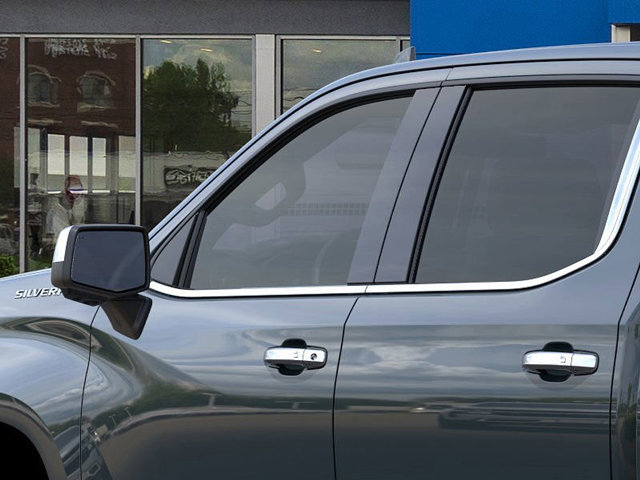 Vehicle image 15 of 24