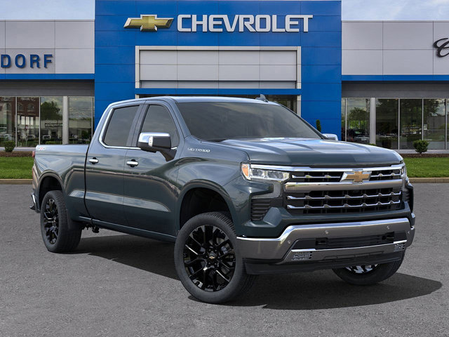 Vehicle image 4 of 24
