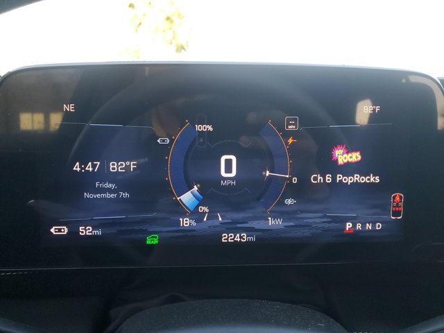 2025 Chevrolet Blazer EV FWD LT Image 14 of 29