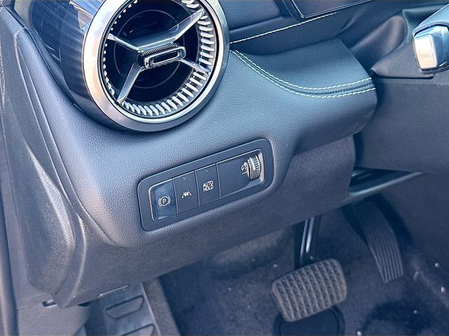 2025 Chevrolet Blazer EV AWD LT Image 26 of 29