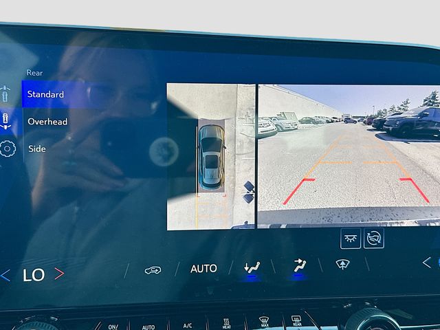 2025 Chevrolet Blazer EV AWD LT Image 19 of 29