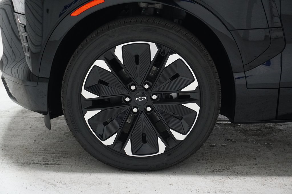 Vehicle image 12 of 42