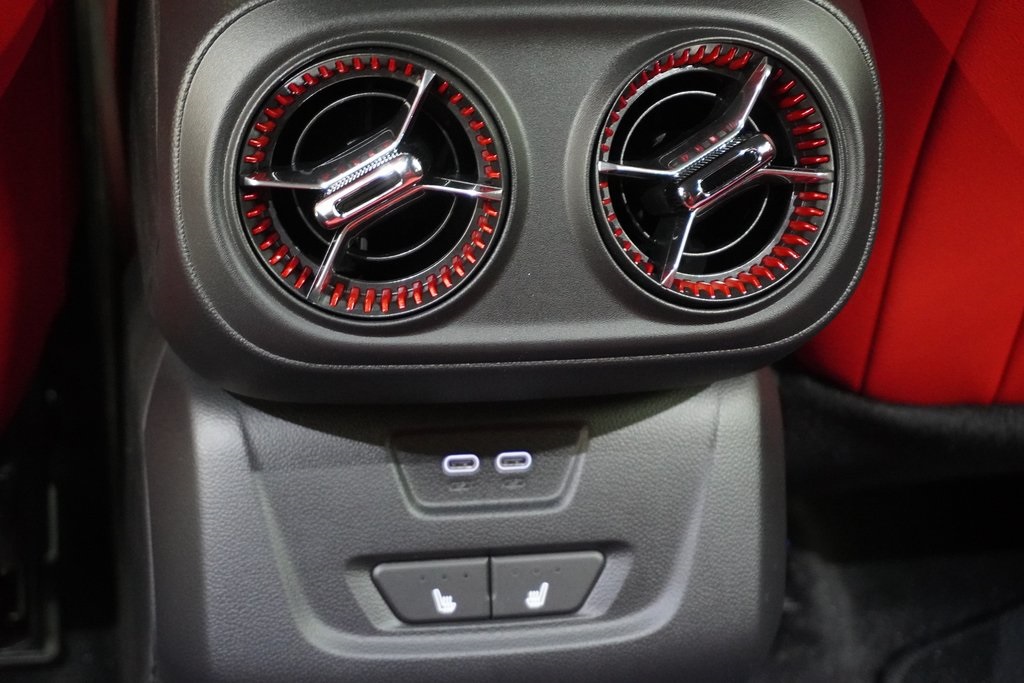 Vehicle image 41 of 42