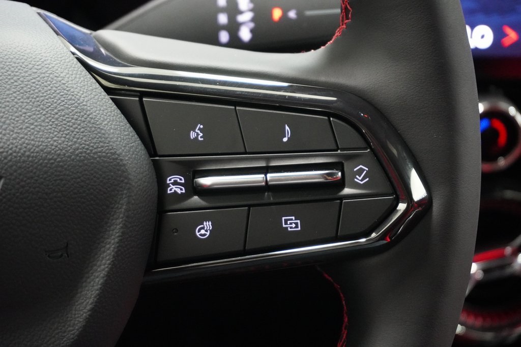 Vehicle image 22 of 42