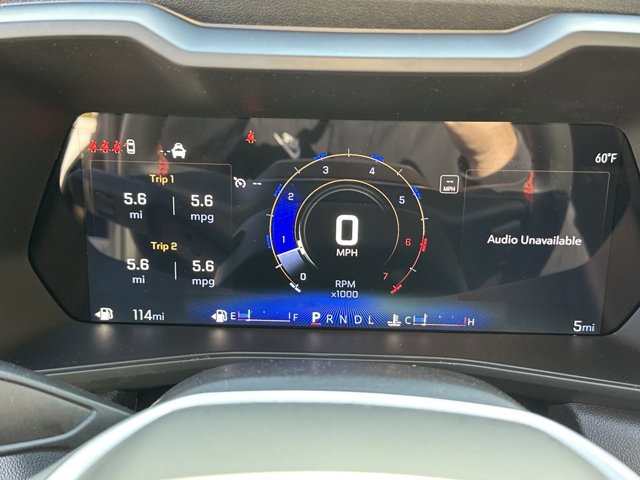 Vehicle image 19 of 25