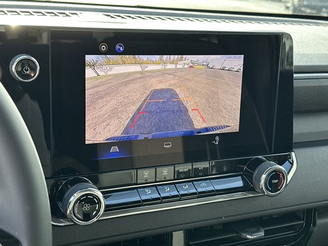 Vehicle image 22 of 25