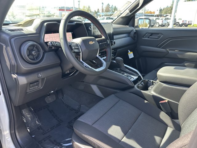 Vehicle image 9 of 25