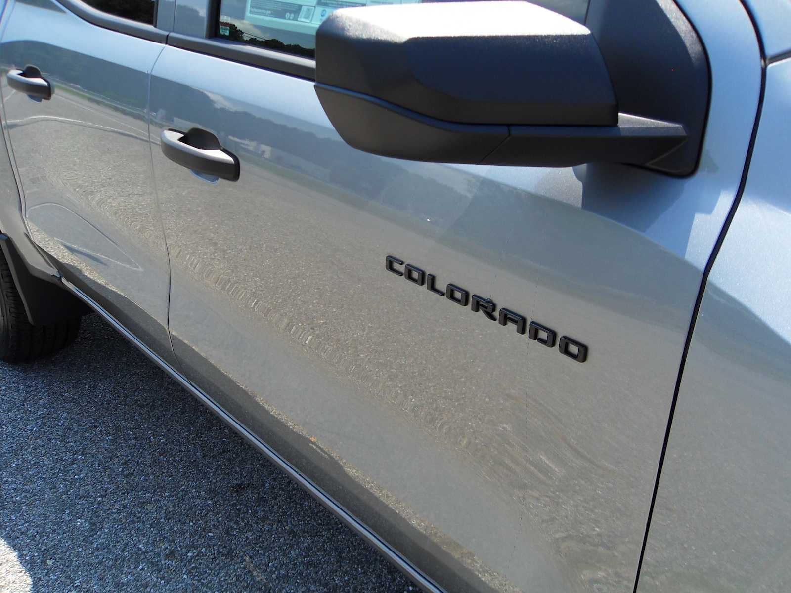 Vehicle image 33 of 36