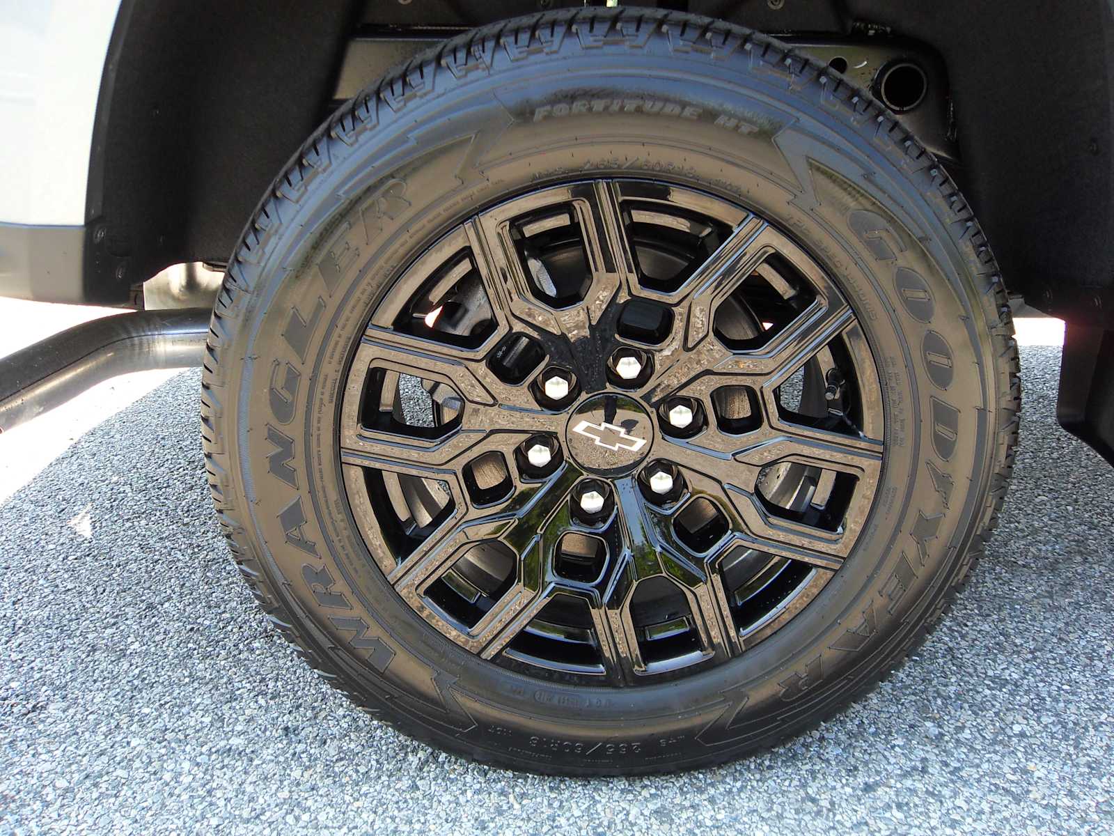 Vehicle image 10 of 36