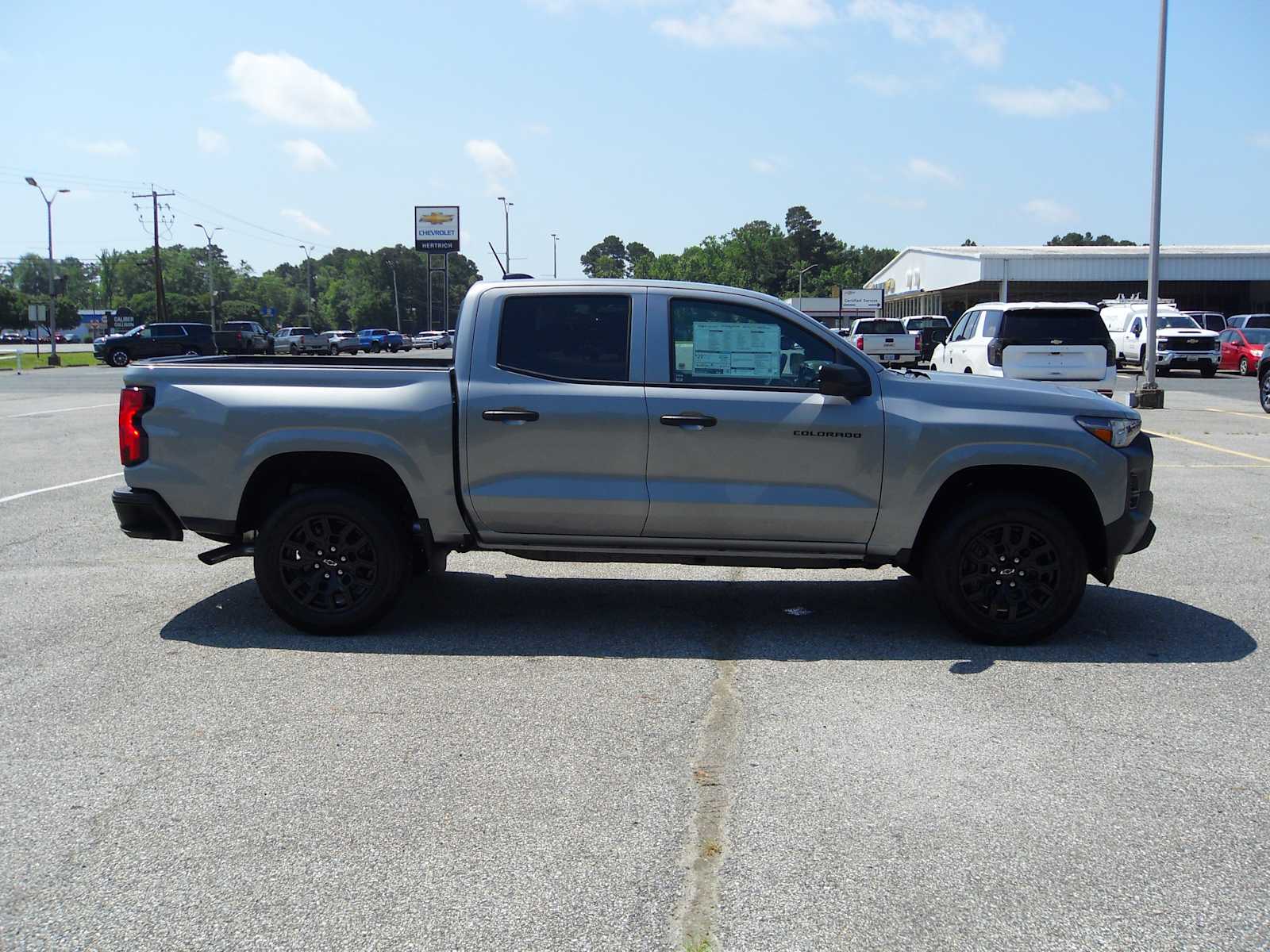 Vehicle image 4 of 36